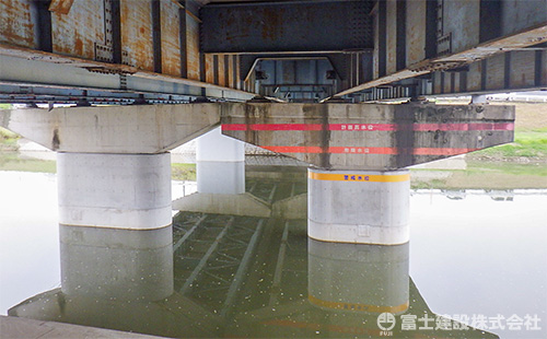 国道１８２号　道路災害防除工事（高屋川橋橋脚耐震補強）